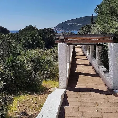 בית נופש Free Pool, Beautiful In Capo Caccia *